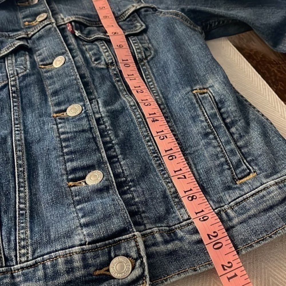 Levi Strauss Denim Jacket Women's size XS - Picture 4 of 6